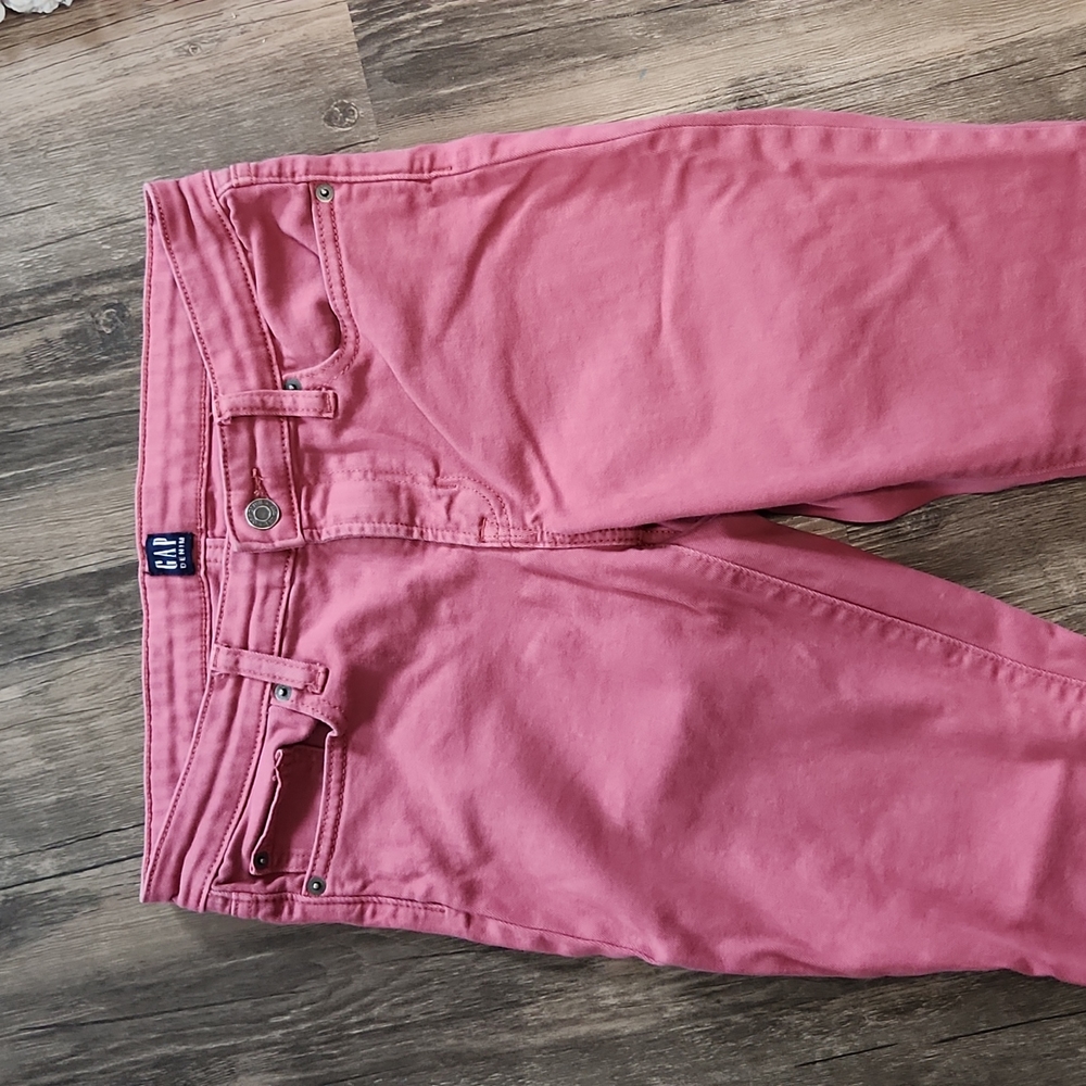 Gap, jegging, legging, skimmer.